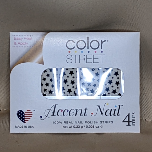 Deleting soon! COLOR STREET Accent Star for the Course Nail Polish Strips - Picture 4 of 5